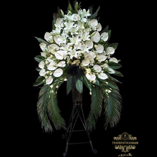 راهنمای انتخاب تاج گل متناسب با شخصیت و علاقمندیهای فرد مرحوم