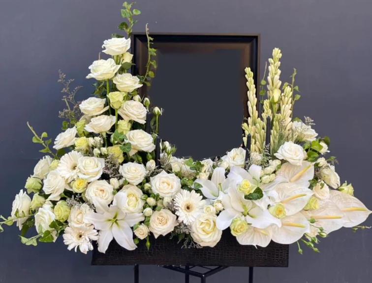 قاب عکس مراسم ختم